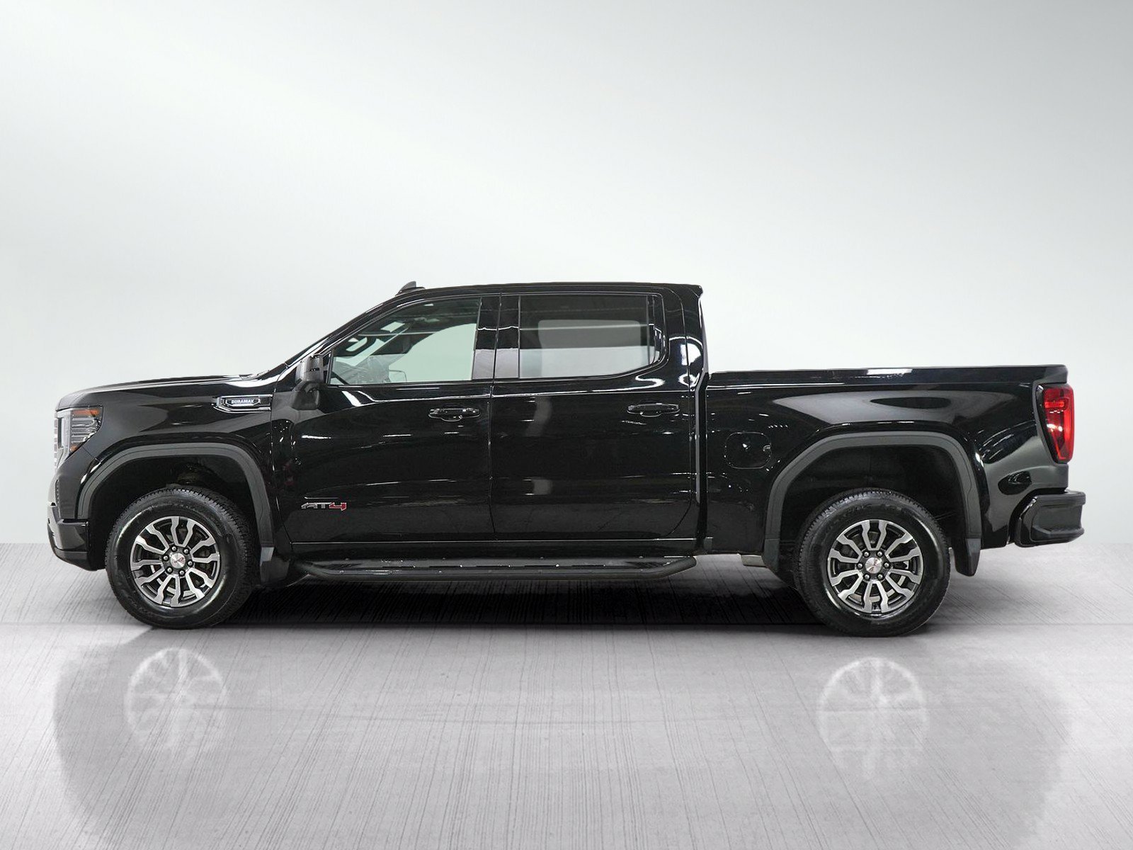 Used 2023 GMC Sierra 1500 AT4 with VIN 1GTUUEE84PZ312362 for sale in White Bear Lake, Minnesota