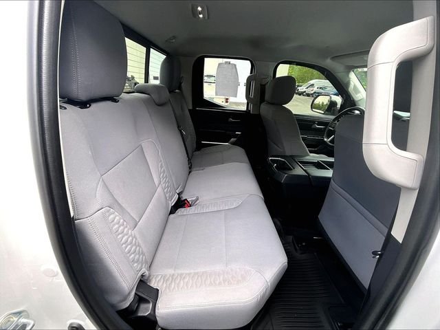 Used 2022 White Toyota SR5 image 22