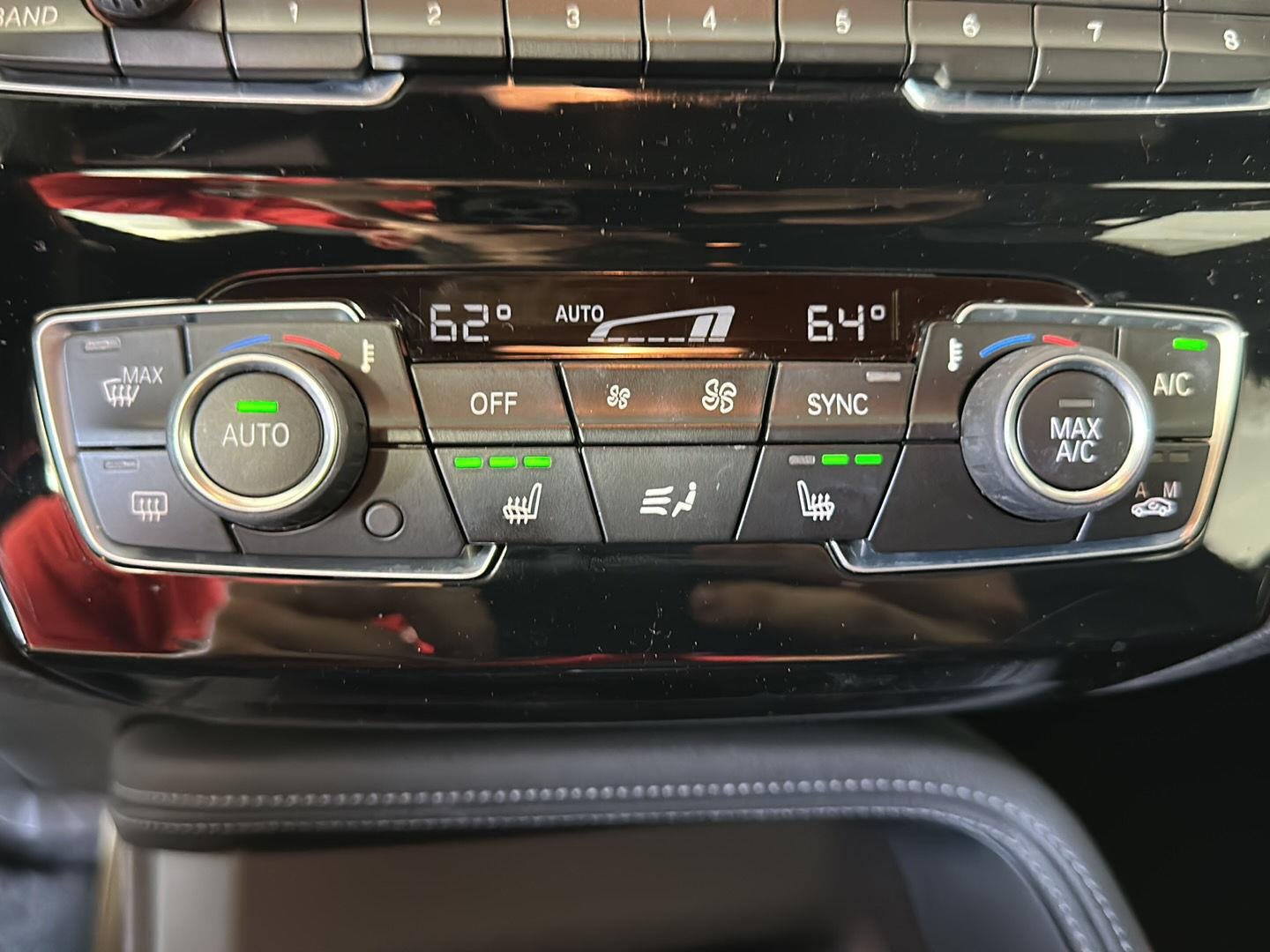Used 2021 Jet Black BMW xDrive28i image 9
