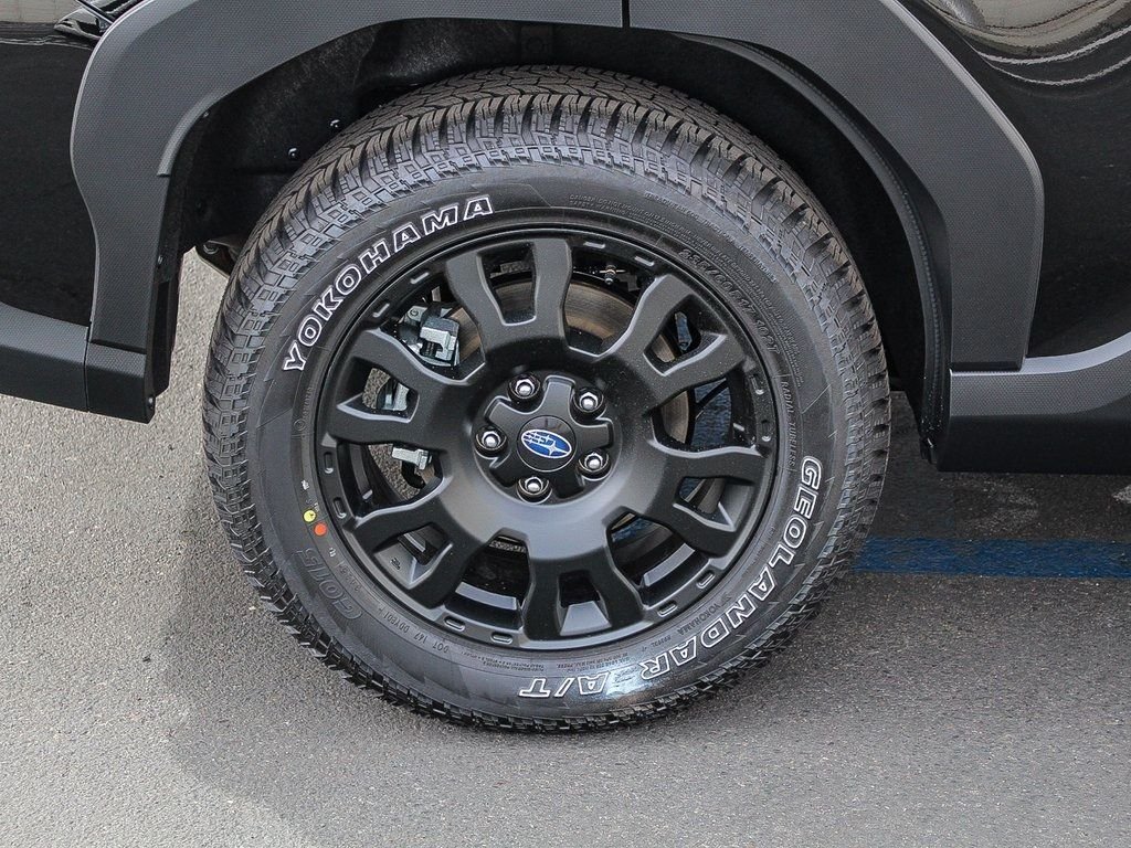 New 2026 CRYSTAL BLACK SILICA Subaru Wilderness image 9