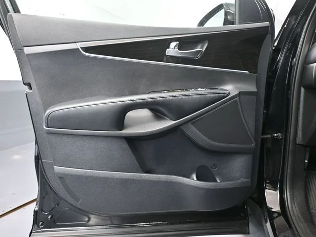 2019 Kia Sorento LX - Photo 16
