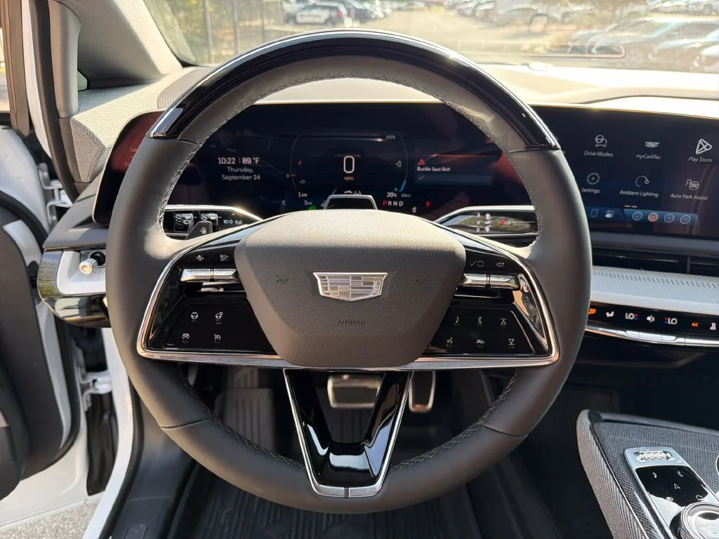 2027 Cadillac OPTIQ Premium Sport - Photo 24