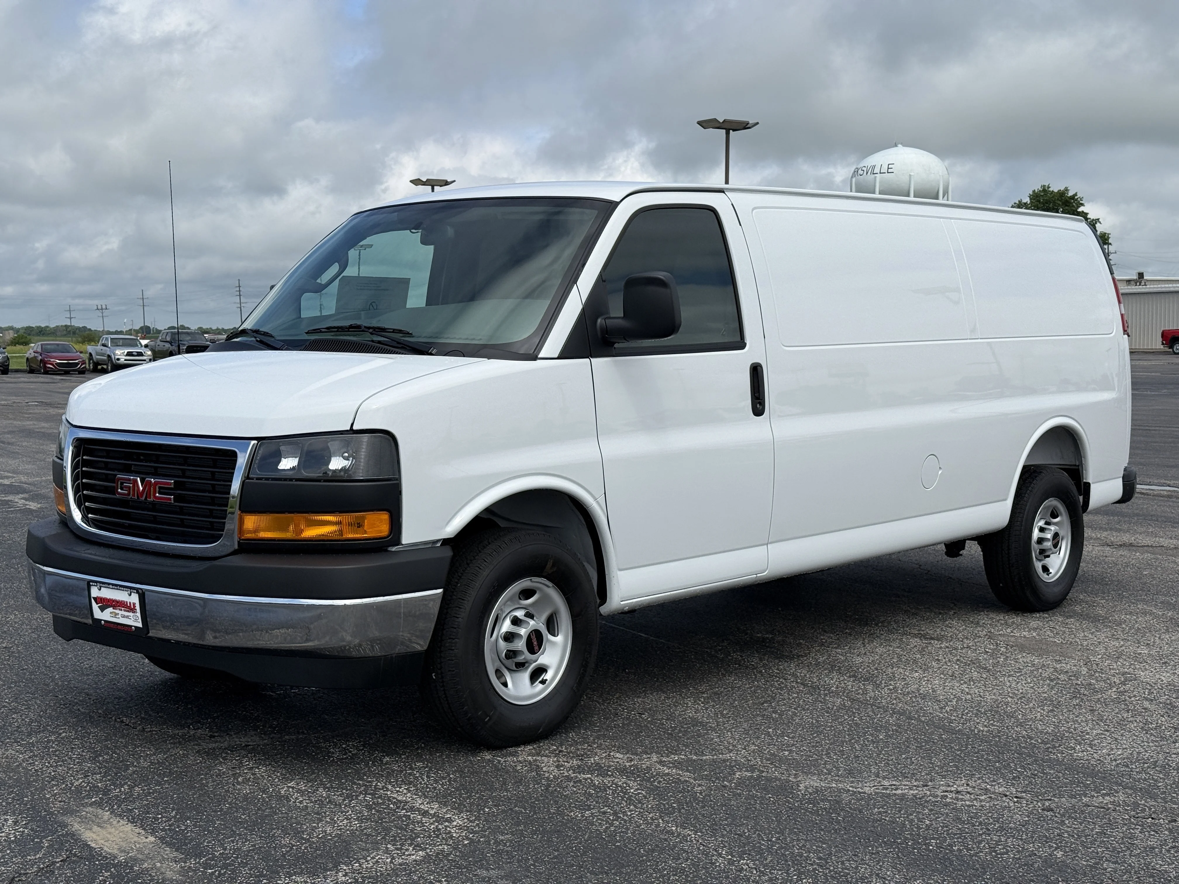 2026 GMC Savana Cargo Work Van - Photo 9