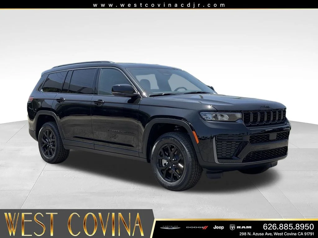 New 2026 Diamond Black Crystal Pearl-Coat Exterior Paint Jeep Altitude image 5