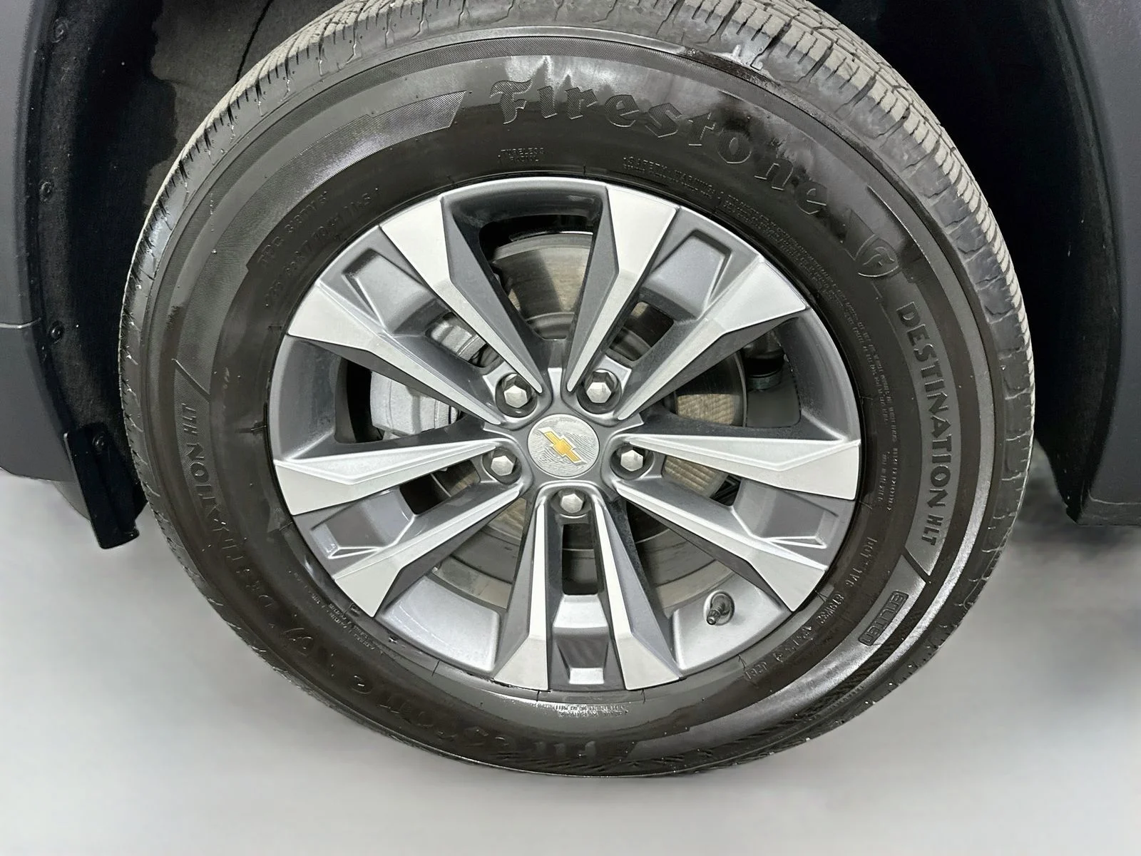 Used 2026 Sterling Gray Metallic Chevrolet LT image 31
