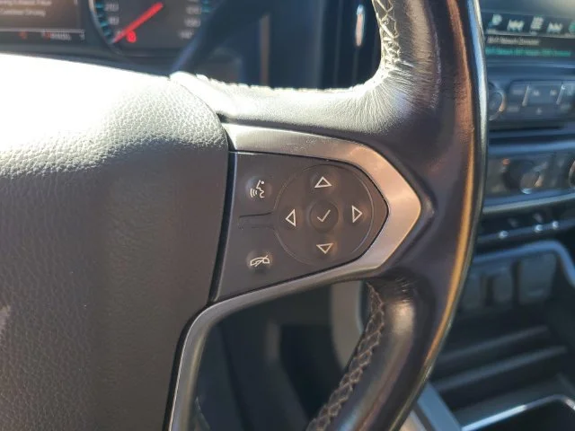 Used 2018 SILVER ICE METALLIC Chevrolet LT image 18