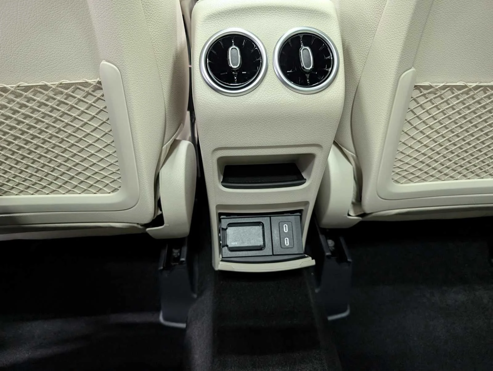 Used 2026 Polar White Mercedes-Benz GLA 250 image 21