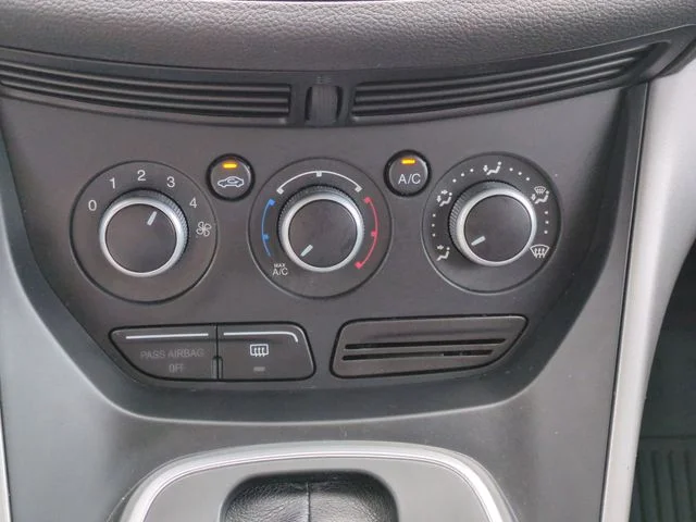 Used 2014 White Ford SE image 23