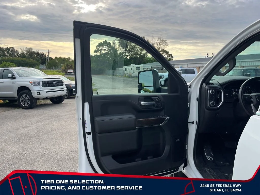 Used 2020 SUMMIT WHITE GMC Denali image 11