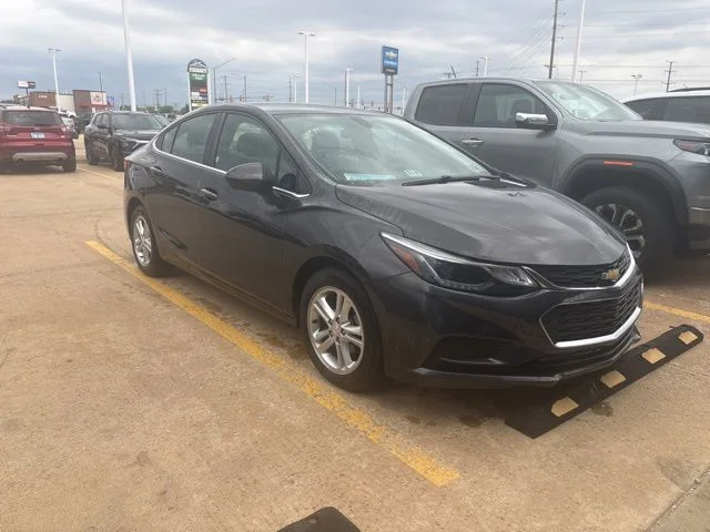 Used 2017 Gray Chevrolet LT image 2