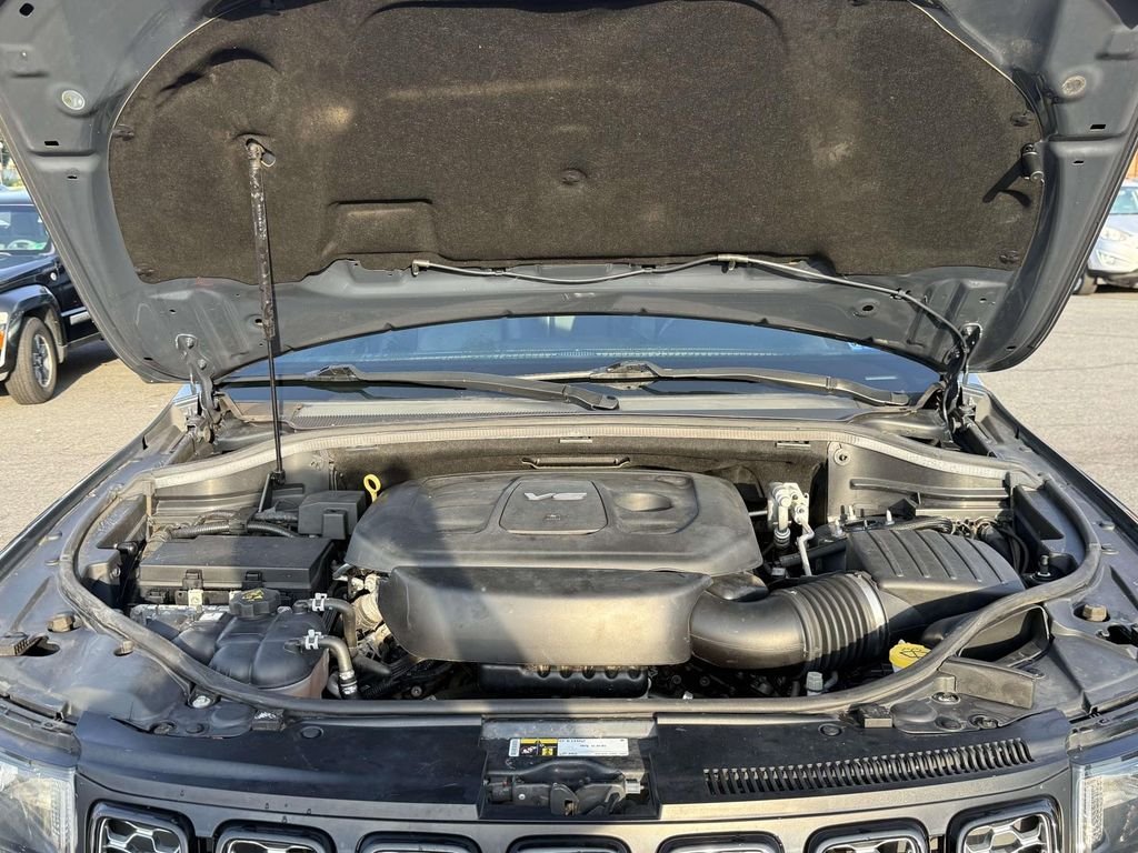 Used 2018 Black Jeep Altitude image 12