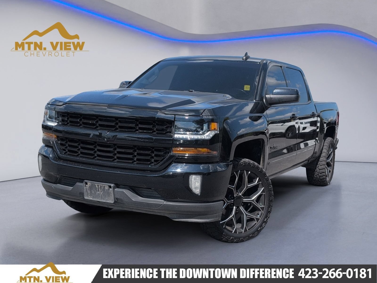 Used 2018 BLACK Chevrolet LT image 1