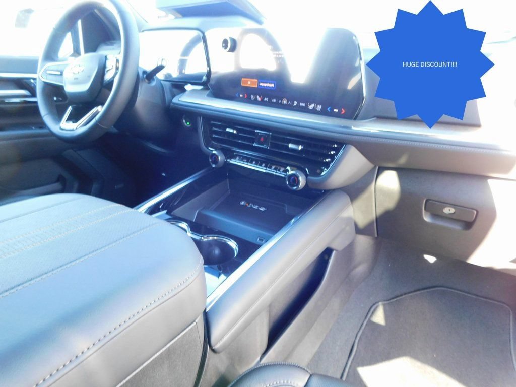 2025 Chevrolet Suburban High Country - Photo 20