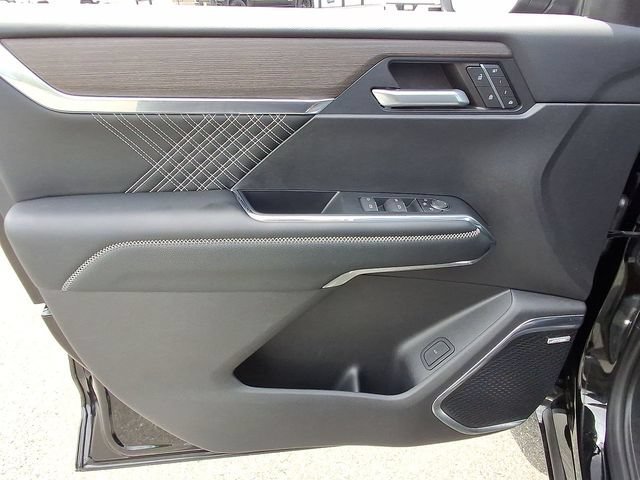 Used 2024 Ebony Twilight Metallic GMC Denali image 28