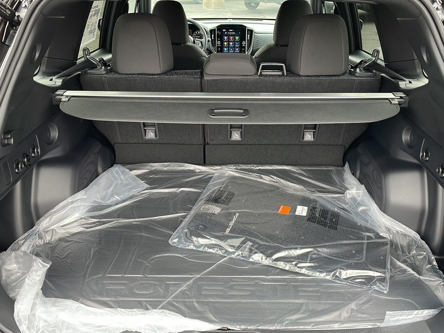 New 2026 CRYSTAL BLACK SILICA Subaru Premium image 29
