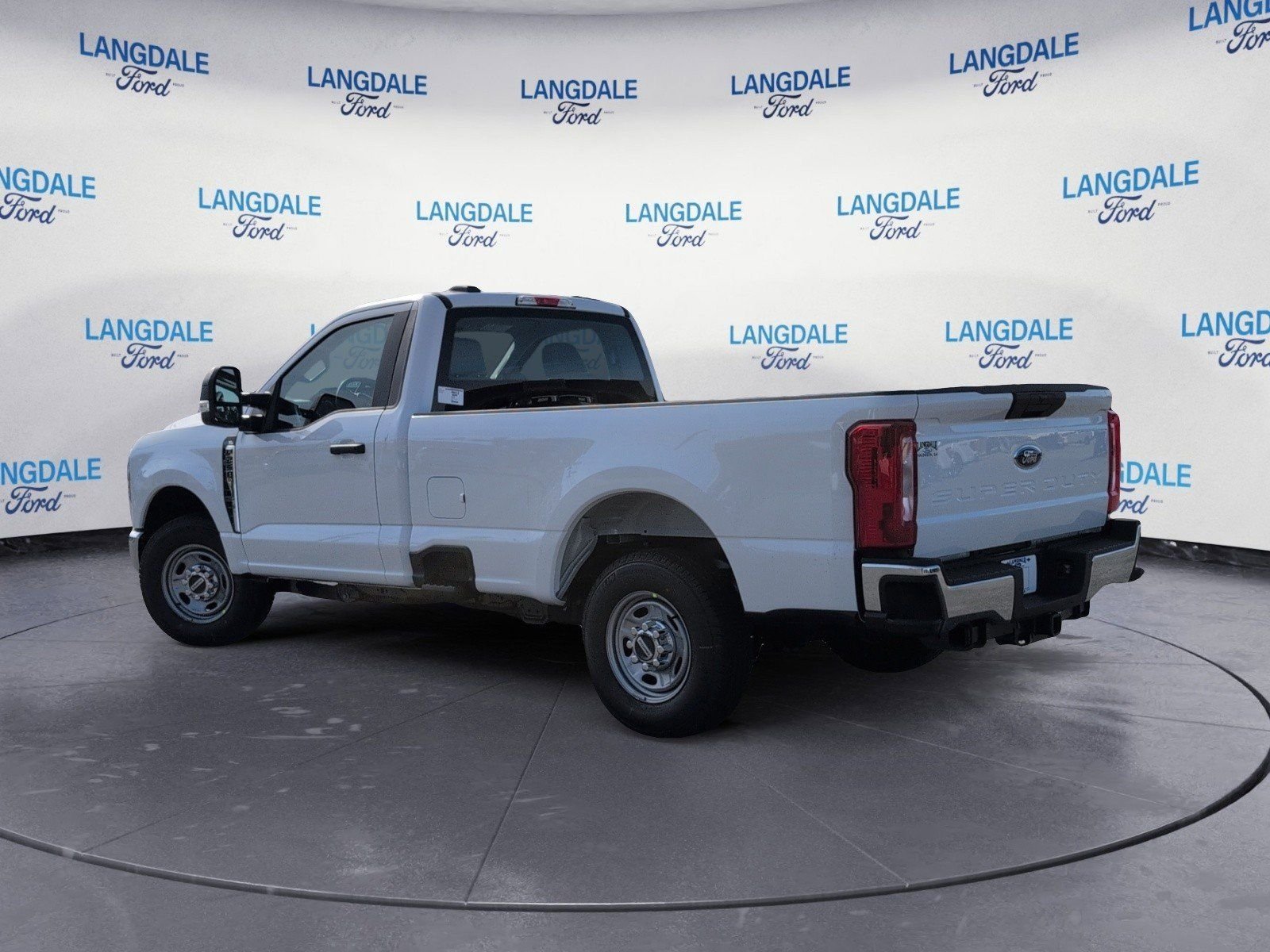 New 2026 Oxford White Ford XL image 9