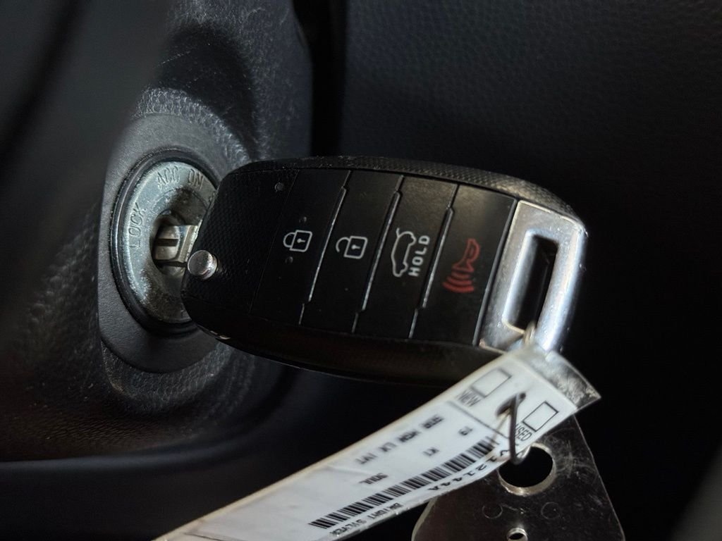 Used 2019 Silver Kia Plus image 30
