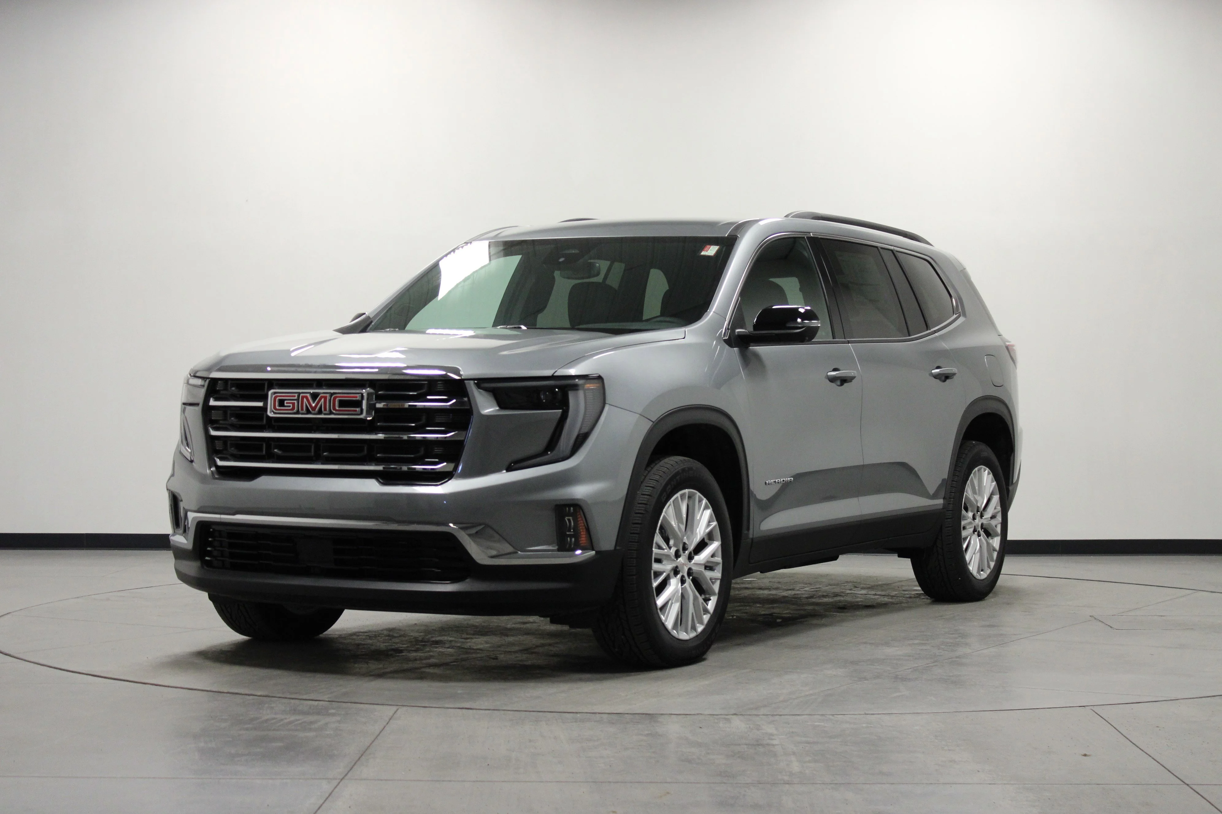 New 2025 Sterling Metallic GMC Elevation image 8