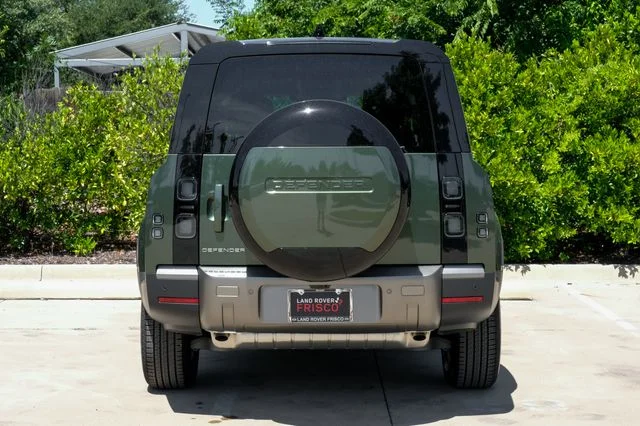 New 2026 Green Land Rover S image 12