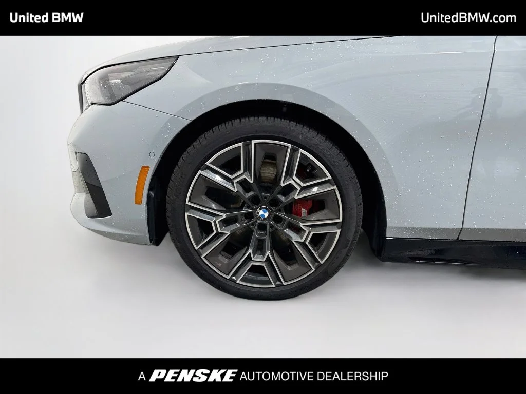 Certified Used 2027 Brooklyn Grey Metallic BMW 540i xDrive image 9