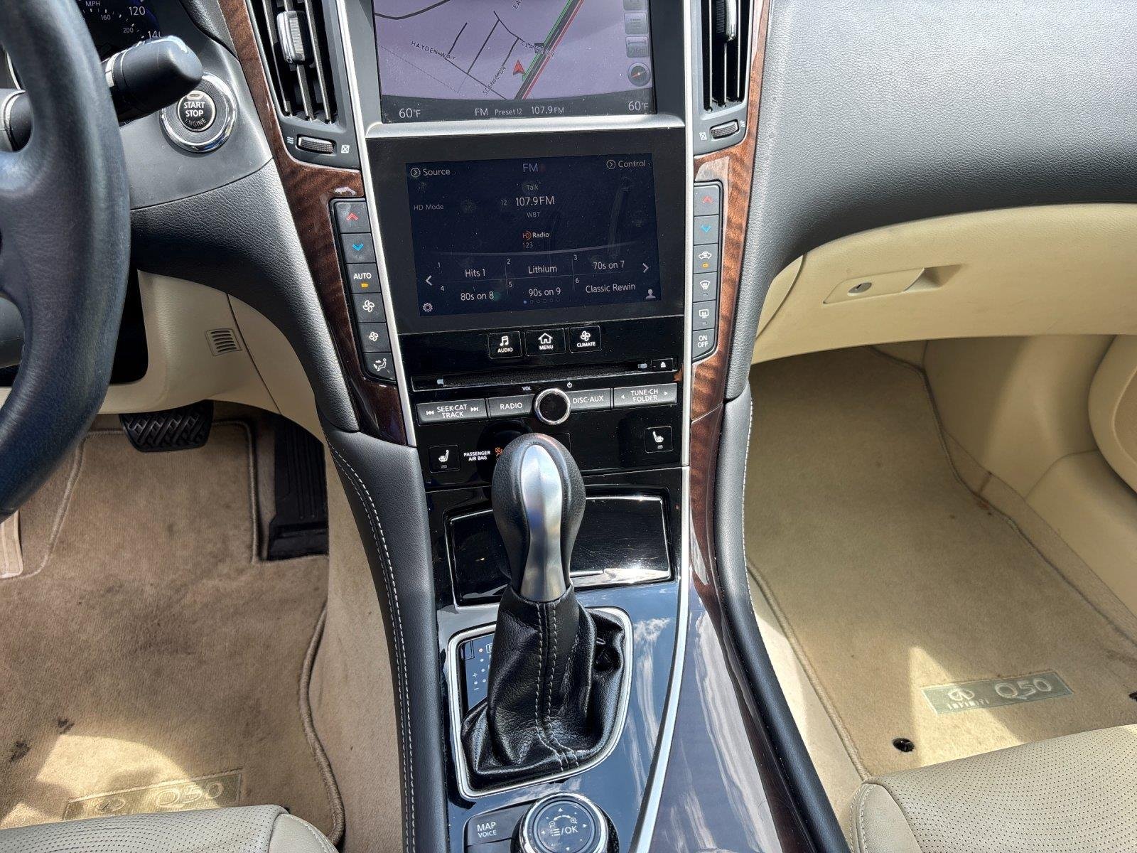 Used 2015 Black Obsidian INFINITI Premium image 27