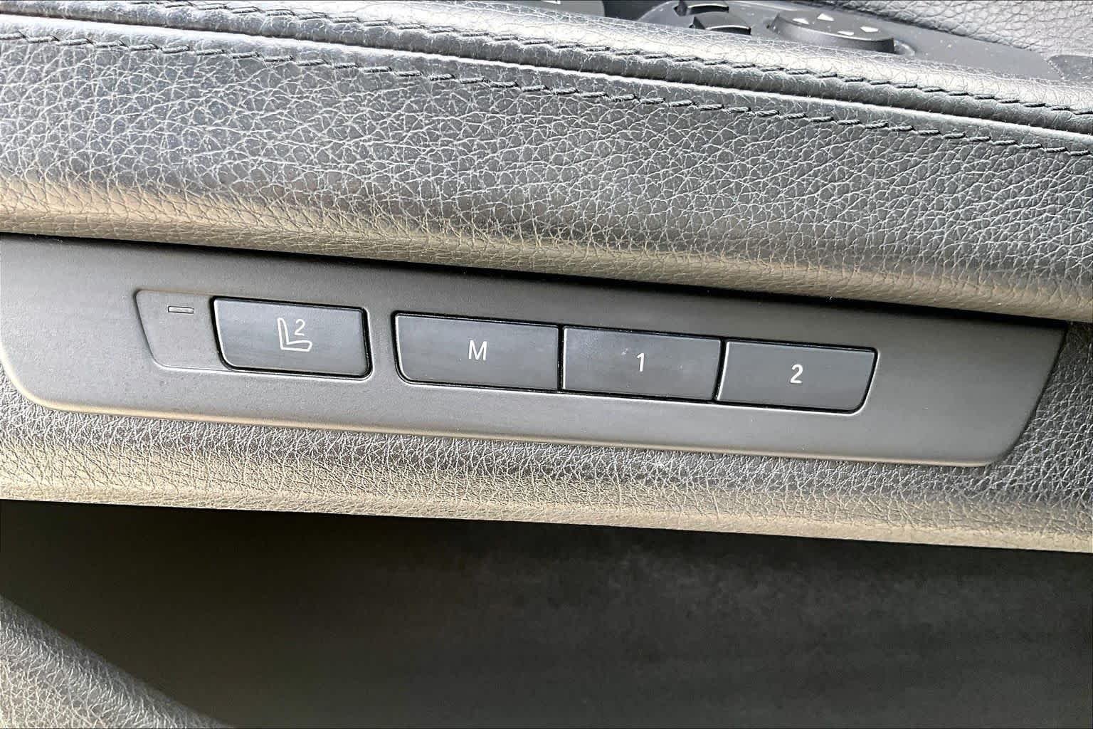 Used 2013 Black Sapphire Metallic BMW 740i image 32