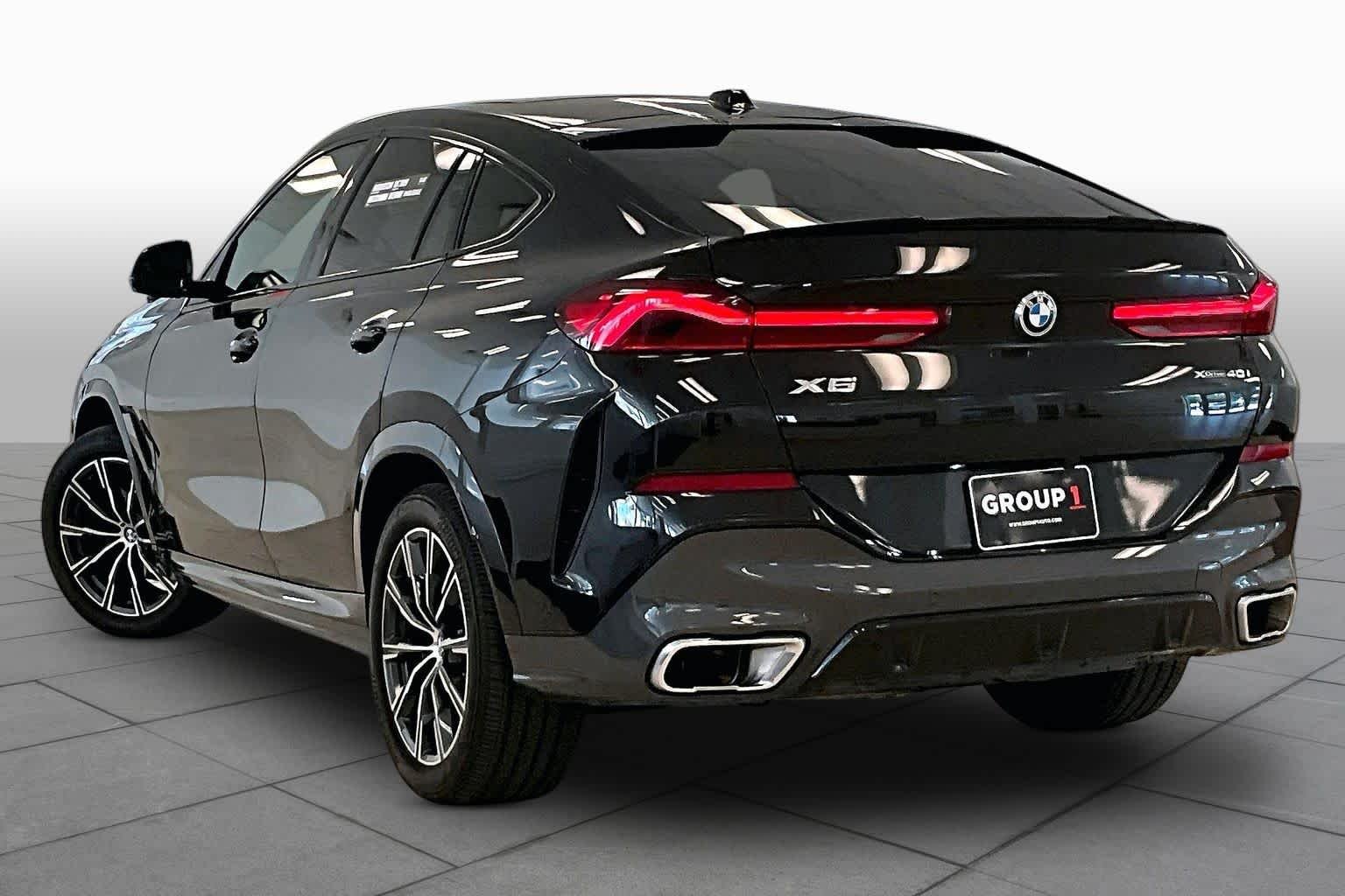 Used 2026 Black Sapphire Metallic BMW xDrive40i image 11
