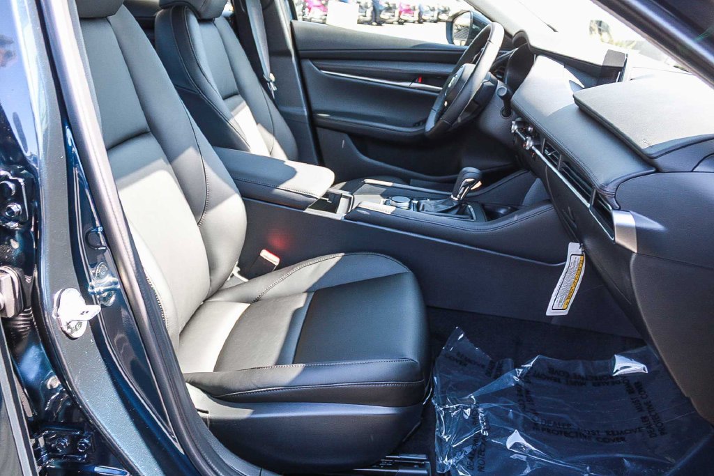 New 2026 Machine Gray Metallic Mazda Preferred AWD image 17