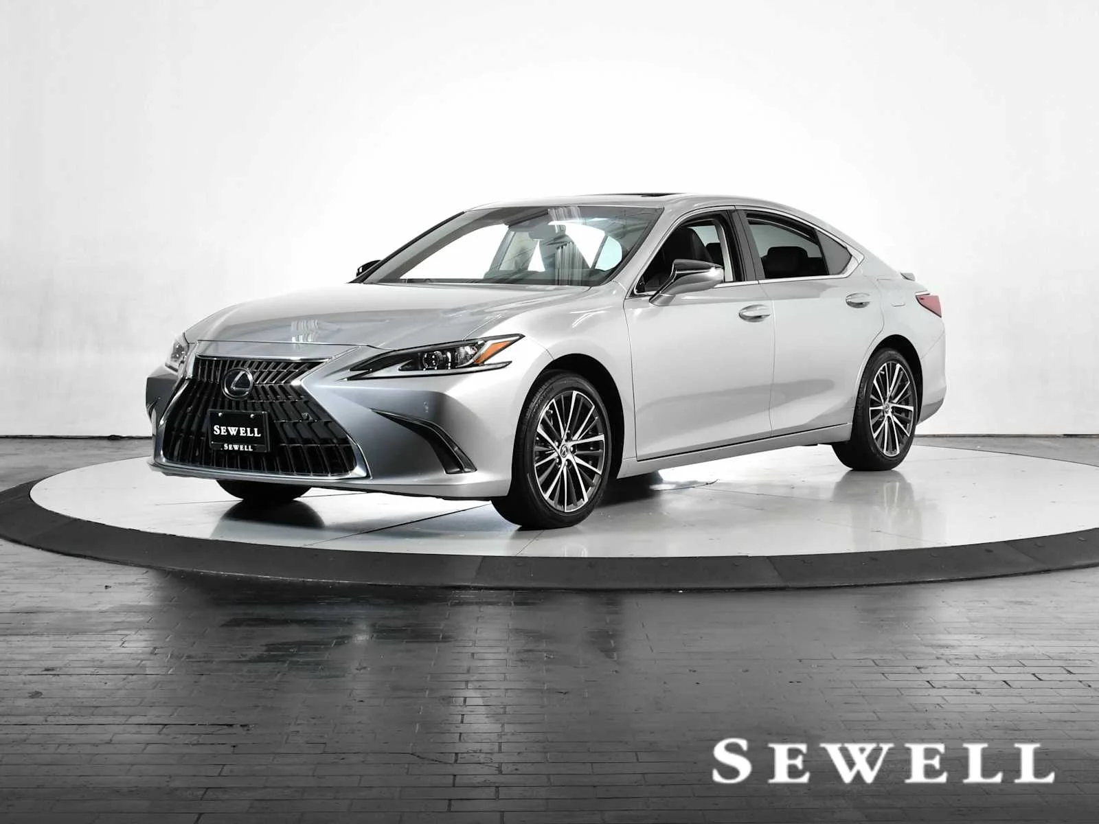 2025 Lexus ES 300h 