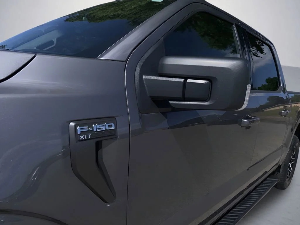 Used 2023 Gray Ford XL image 35