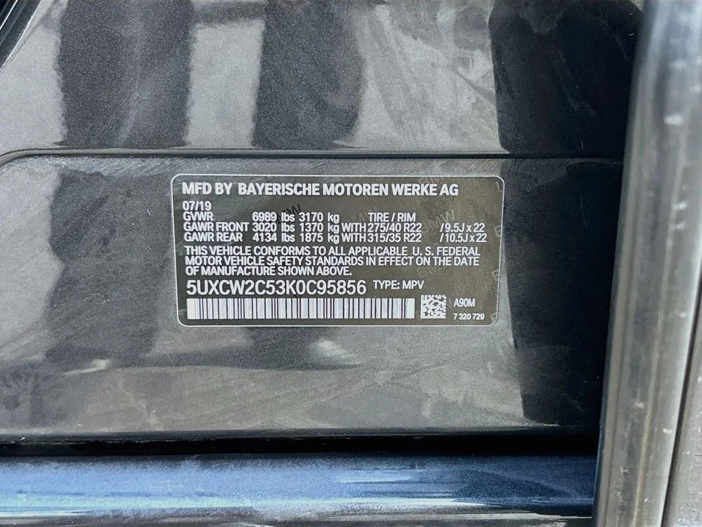 Used 2019 Dark Graphite BMW xDrive40i image 35