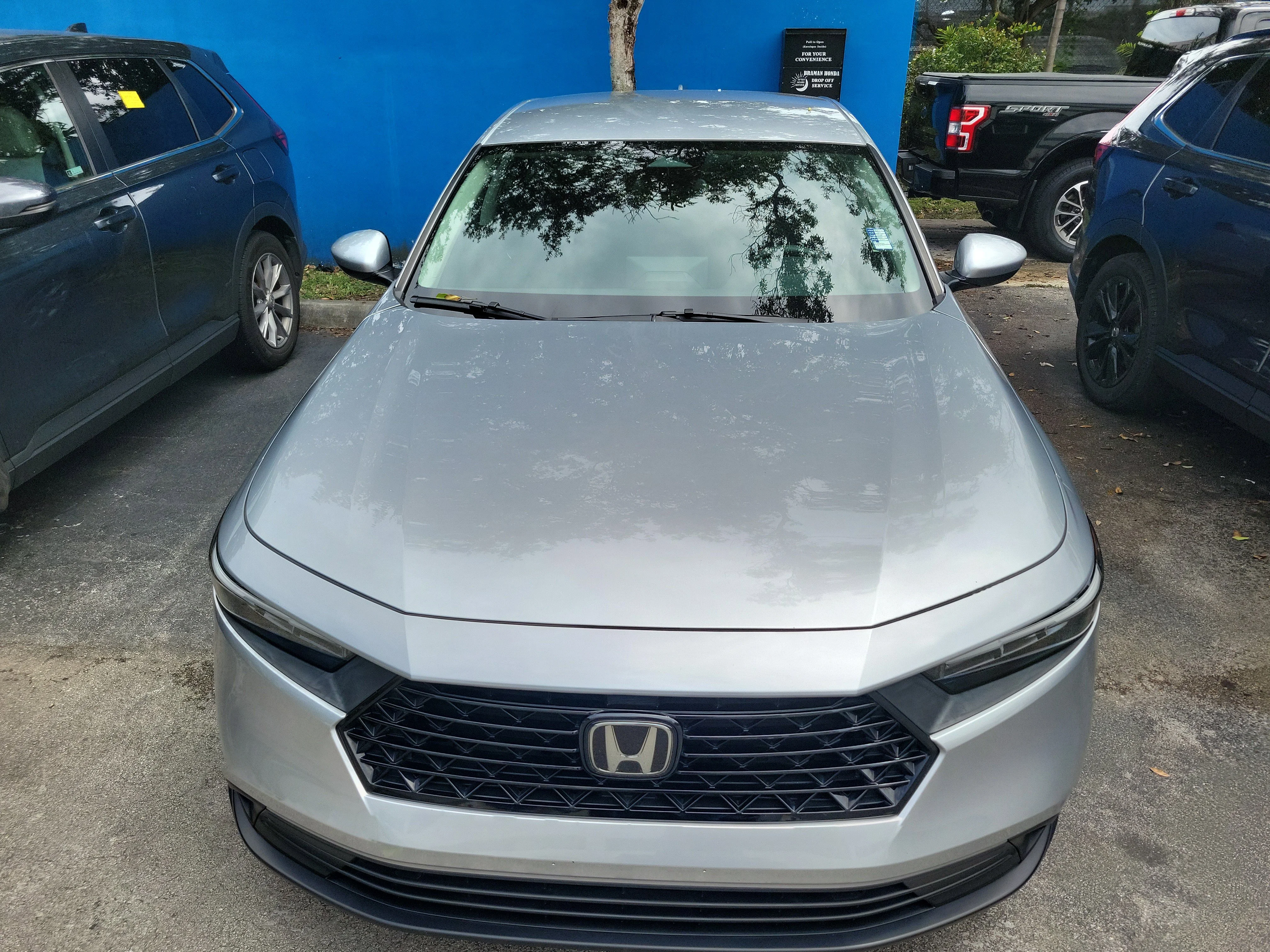 2024 Honda Accord LX - Photo 3