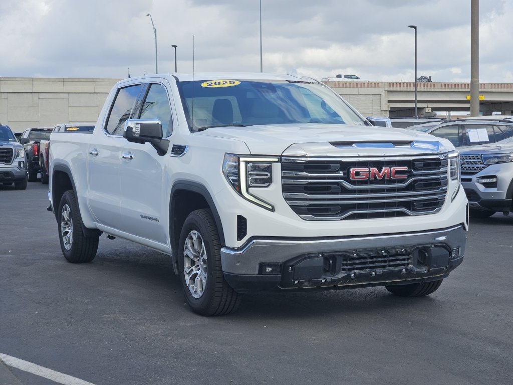Used 2025 White GMC SLT image 3
