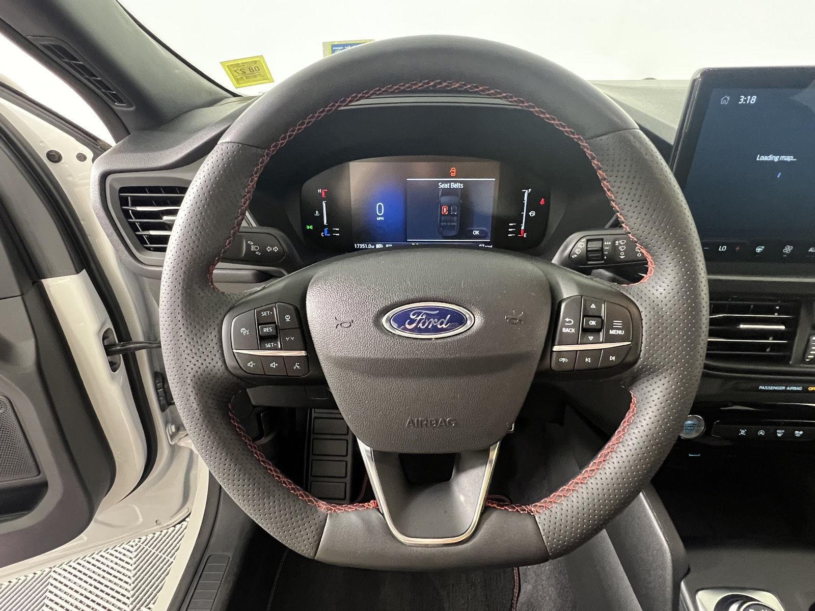Used 2023 Star White Metallic Tri-Coat Ford ST-Line image 16