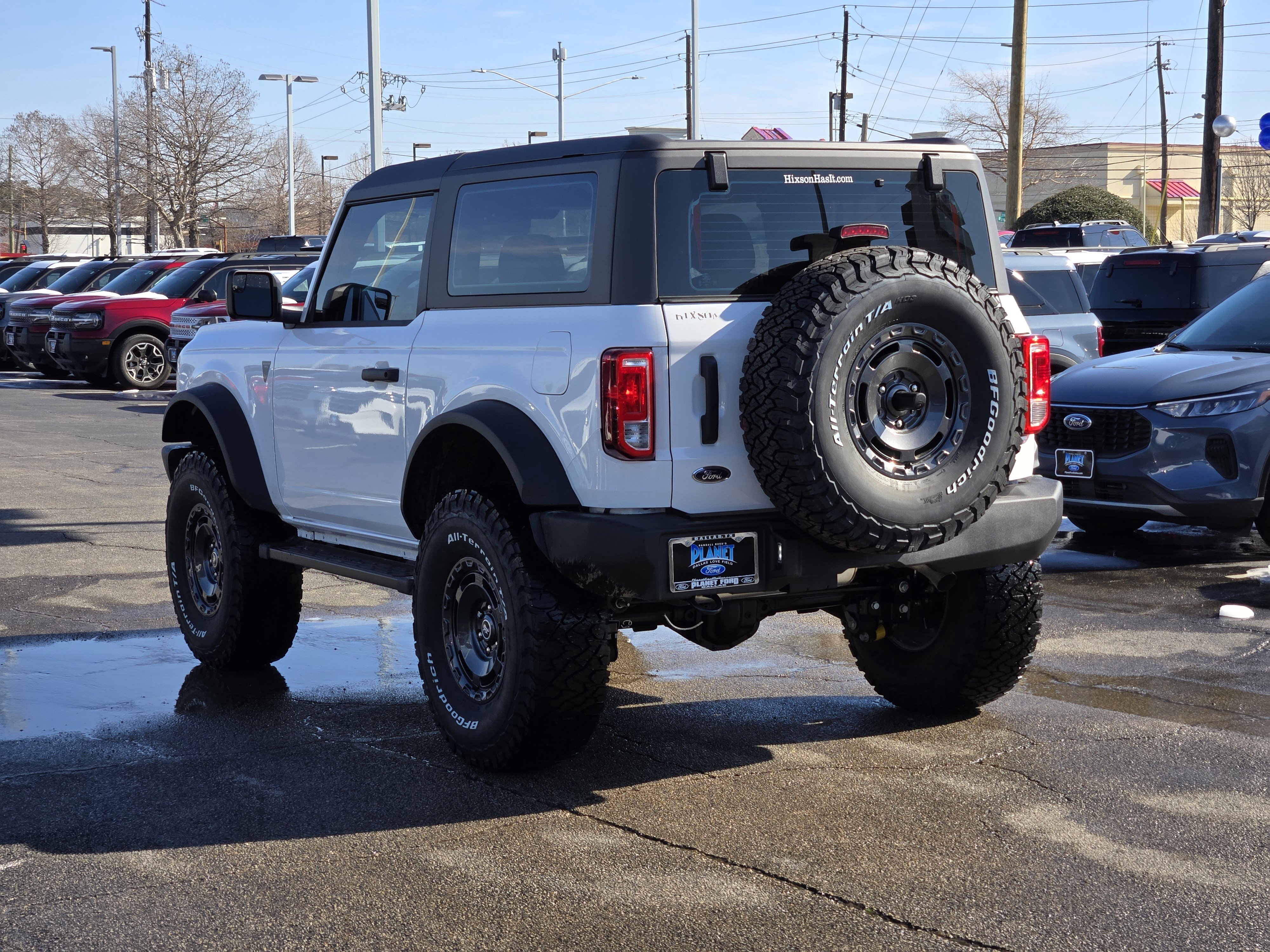 2025 Ford Bronco 2-Door Base
