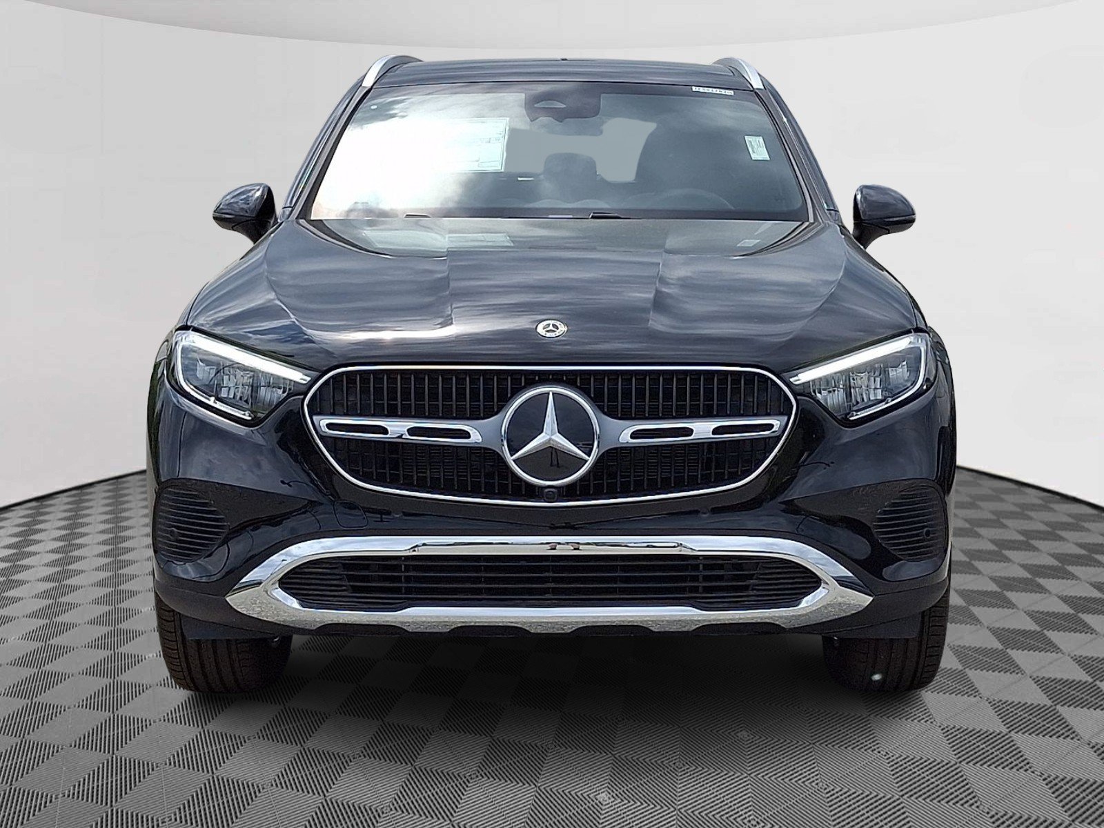 New 2026 Black Mercedes-Benz GLC 300 image 2