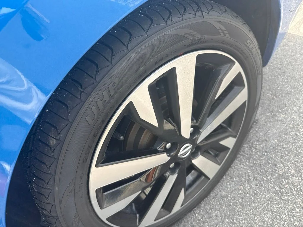 Used 2022 Blue Nissan 1.6 SR image 7
