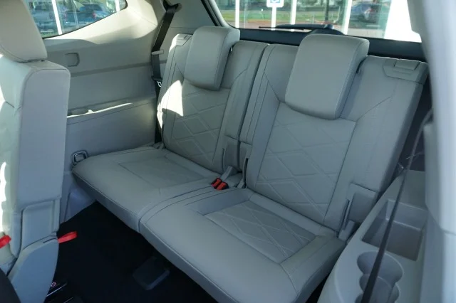 2026 Volkswagen Atlas SE w/Tech - Photo 22