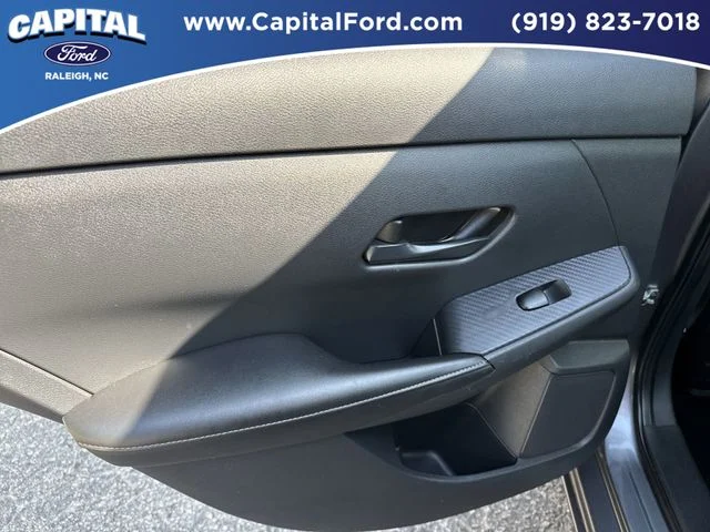 Used 2025 Gray Nissan SV image 17