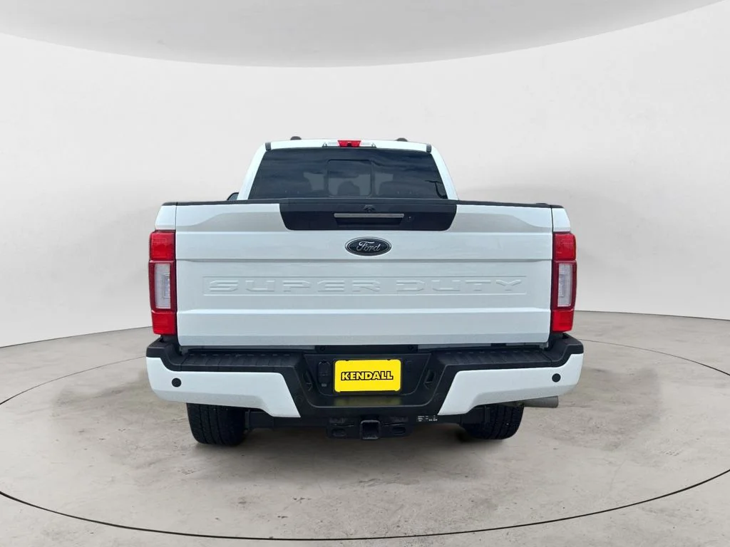 Used 2022 White Ford Lariat image 6