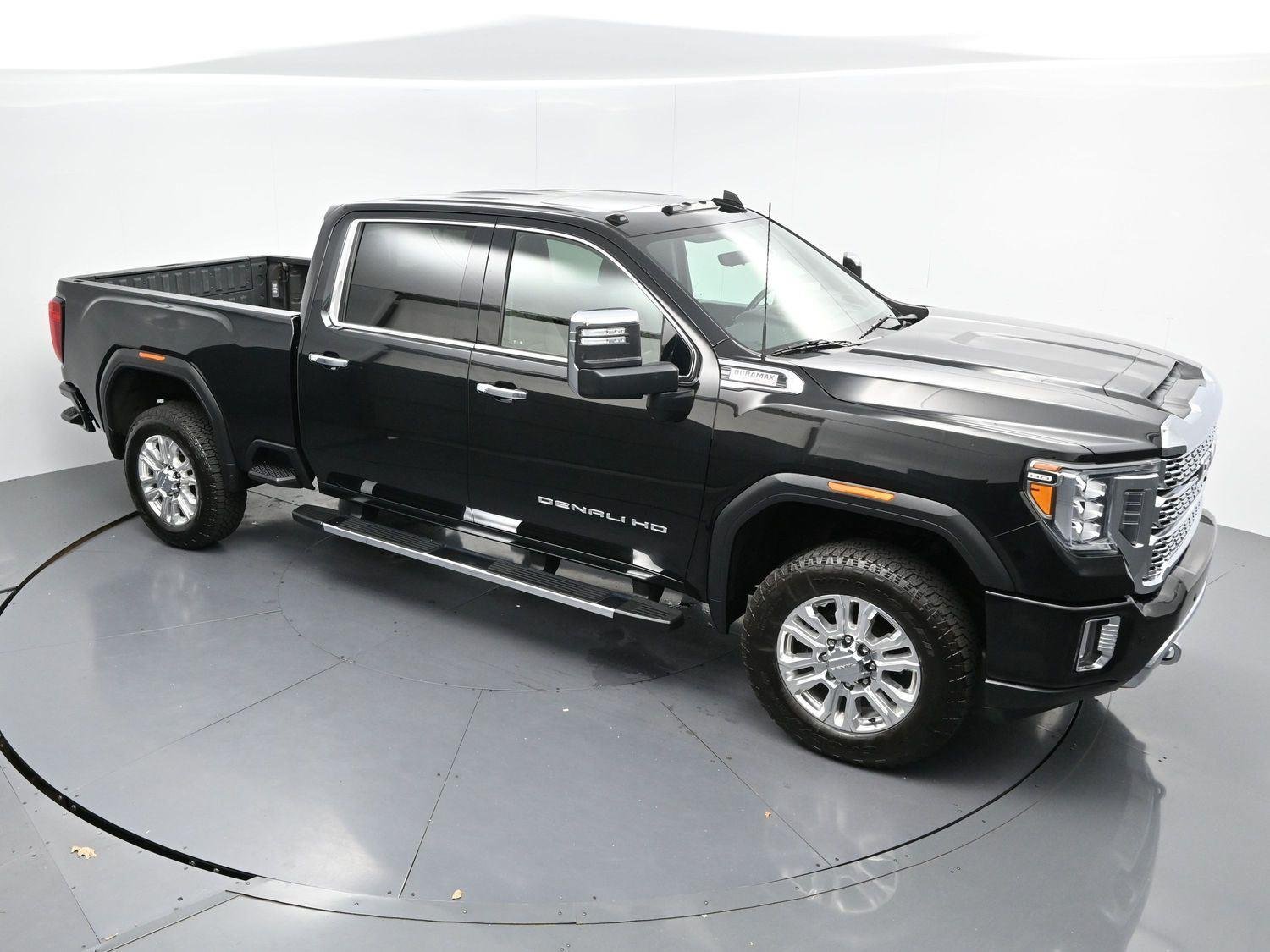 Used 2020 Onyx Black GMC Denali image 39