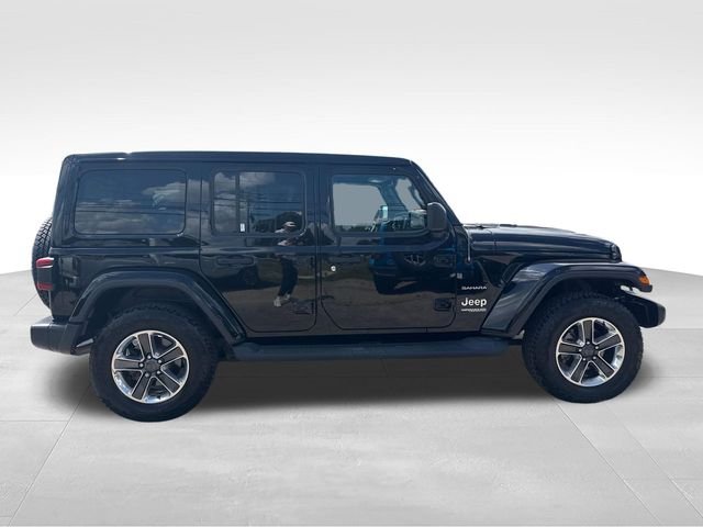 Used 2019 Black Jeep Unlimited Sahara image 6