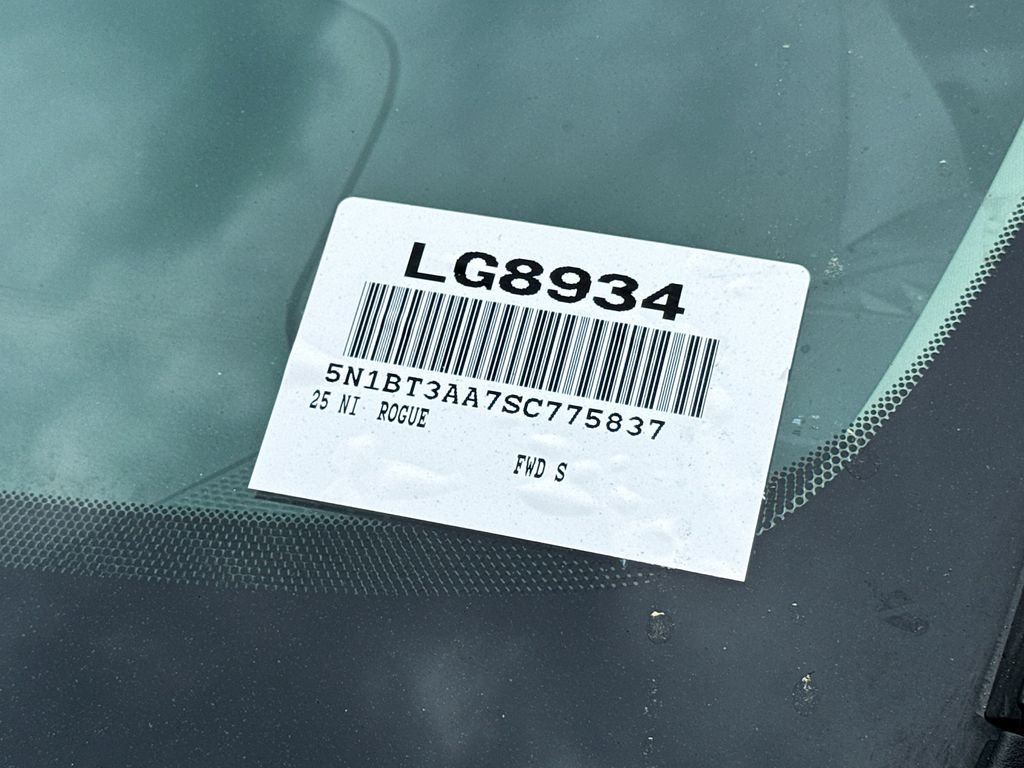 Used 2025 Black Nissan S image 16