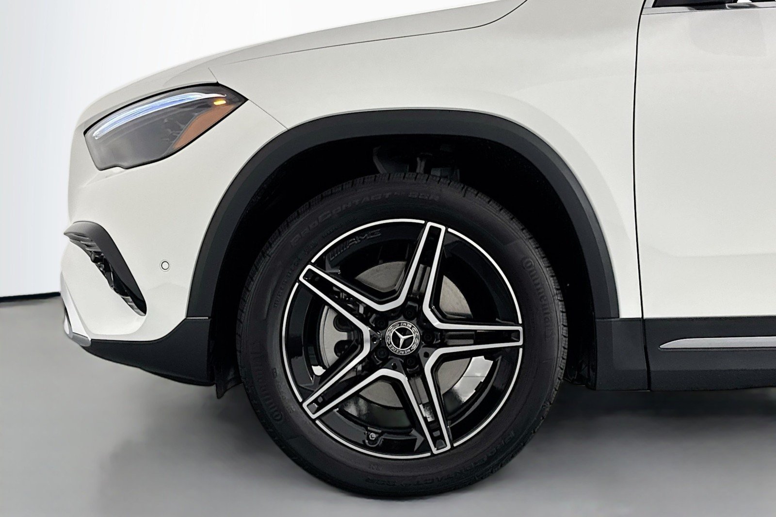 Certified Used 2026 Polar White Mercedes-Benz GLA 250 image 10
