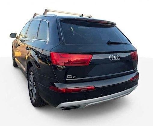 Used 2017 Night Black Audi Premium image 6