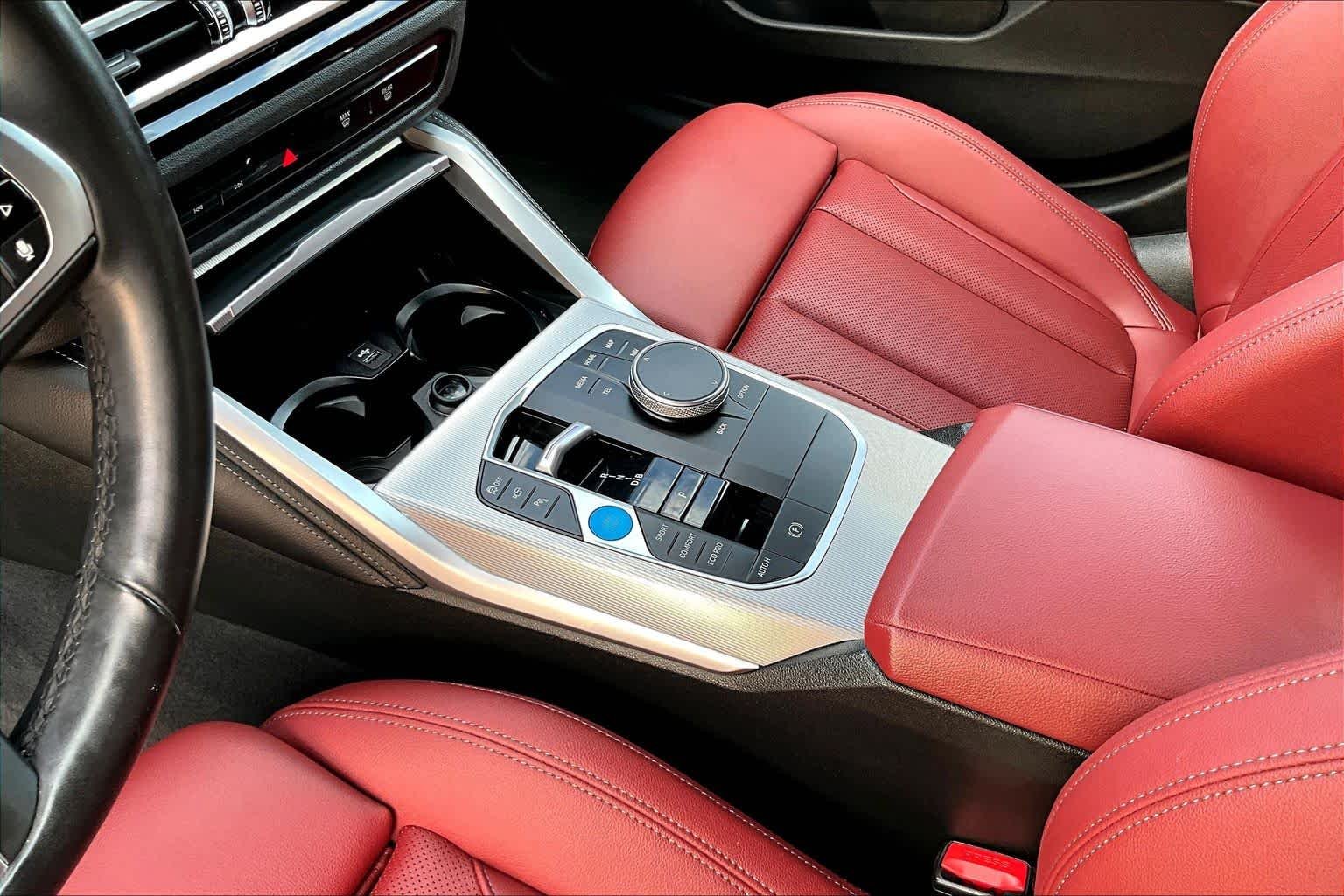 Used 2023 Black Sapphire Metallic BMW eDrive40 image 16