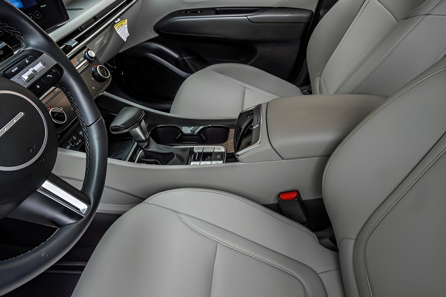 2025 Hyundai Tucson SEL Convenience - Photo 15