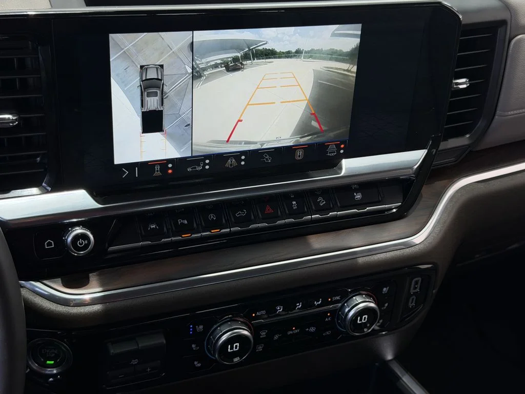 Used 2024 Blue GMC SLT image 20