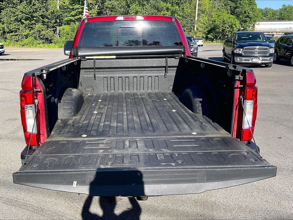 Used 2017 Red Ford Lariat image 30