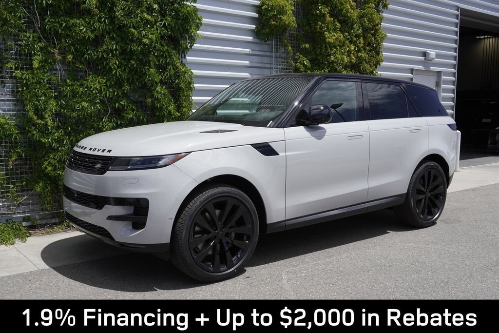 New 2026 Borasco Grey LAND ROVER SE image 3